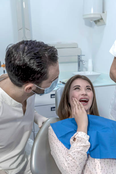 Best Emergency Dental Care for Broken or Chipped Teeth in Bellflower, CA